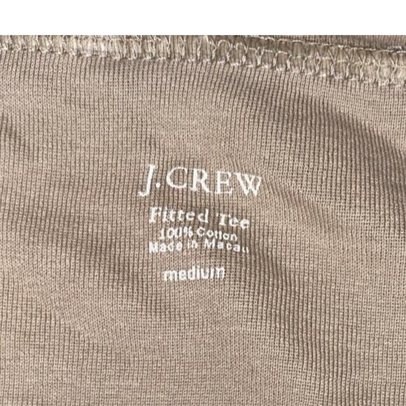 J. CREW Women’s Scoop Neck Fitted T-Shirt Flower Appliqué Medium - Picture 4 of 5